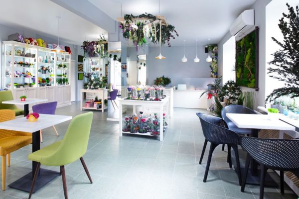 Estetyka i funkcjonalność – nowoczesne możliwości zabudowy sanitarnej z HPL